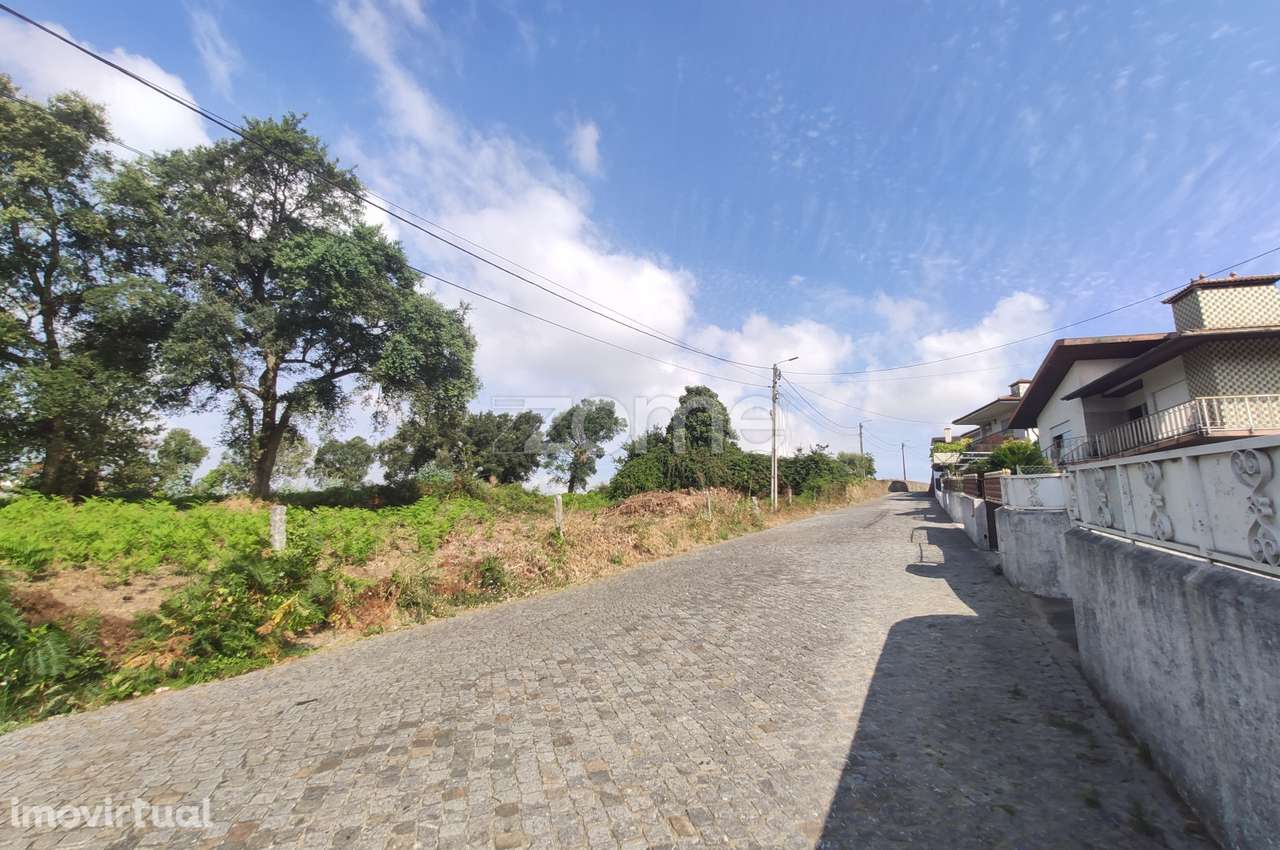 Terreno de 4721m2, em Palmeira a 4Km do centro de Santo Tirso - Grande imagem: 5/15