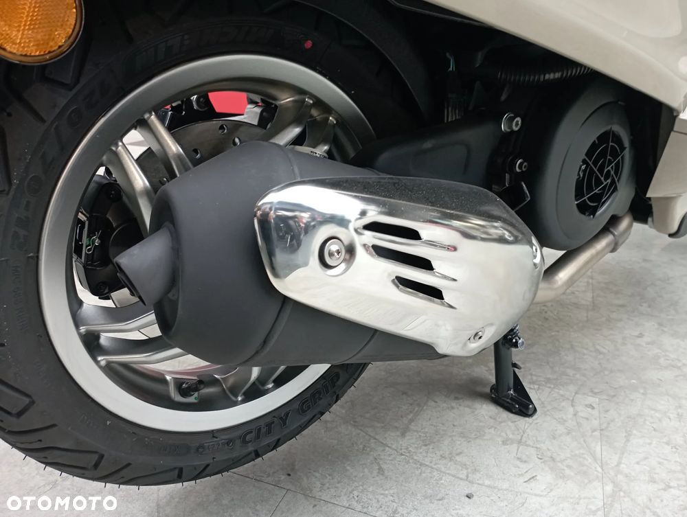 Vespa Primavera - 15