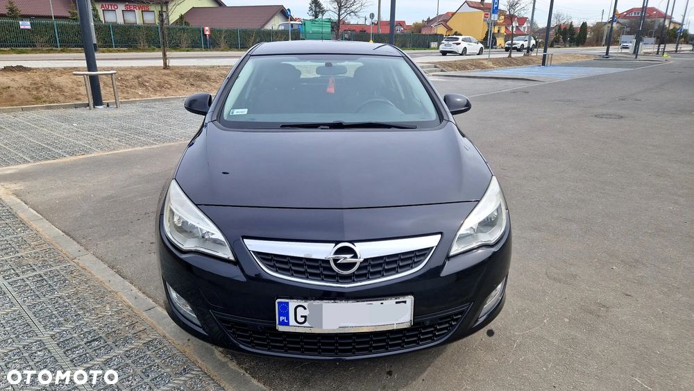 Opel Astra 1.4 T Cosmo - 3