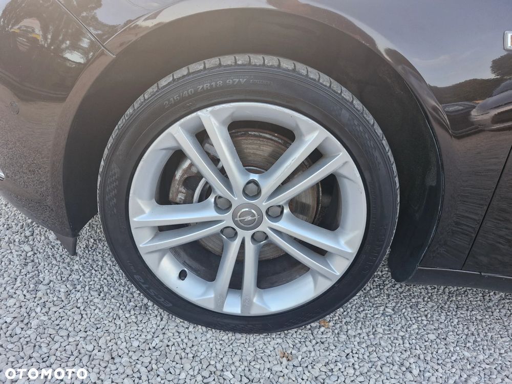 Opel Insignia - 28
