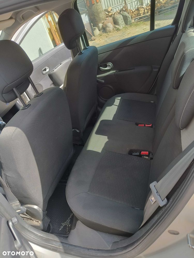 Renault Clio - 5