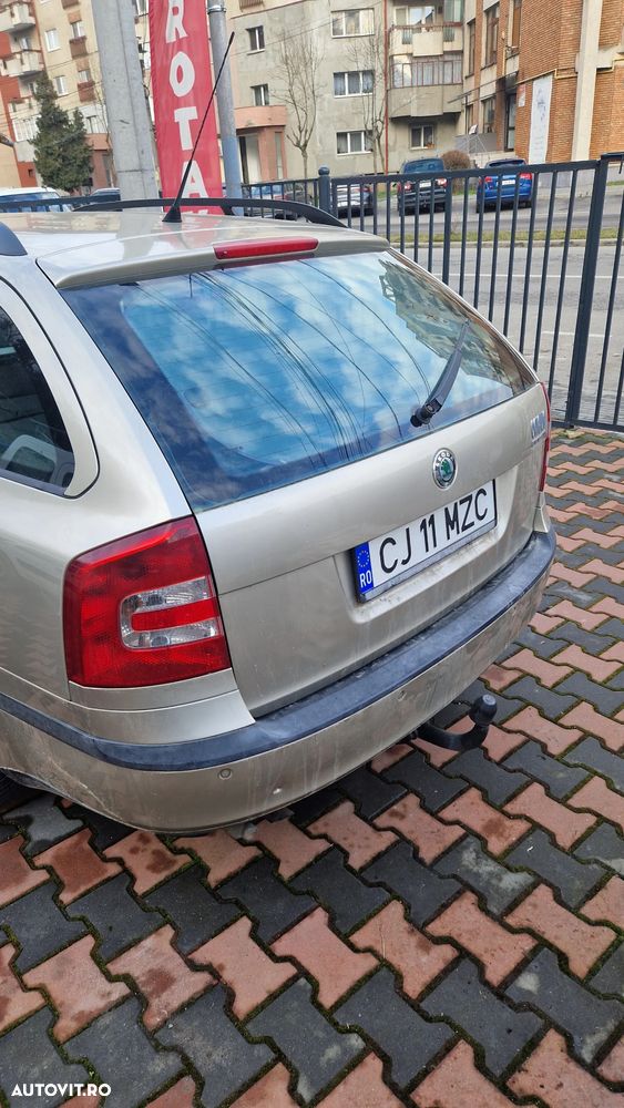 Skoda Octavia 2.0 FSI 4x4 - 9