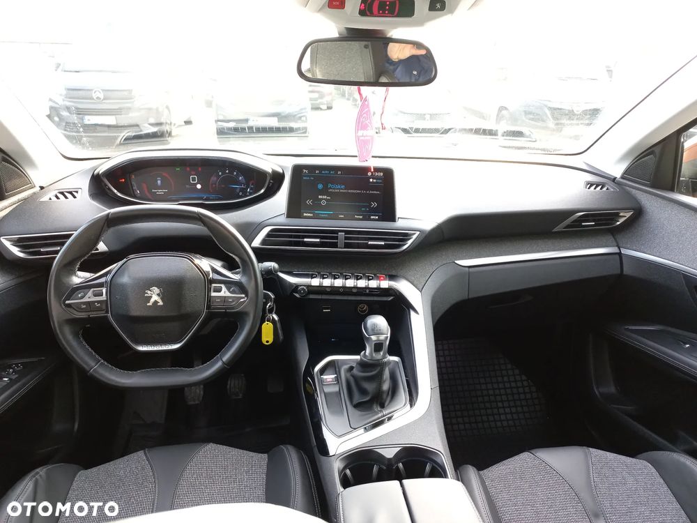 Peugeot 3008 1.2 PureTech Allure S&S - 14