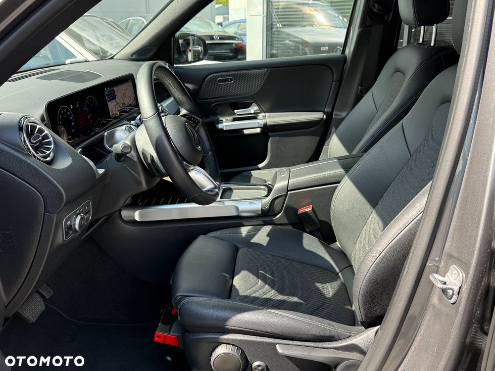 Mercedes-Benz GLB 200 Progressive 7G-DCT - 5