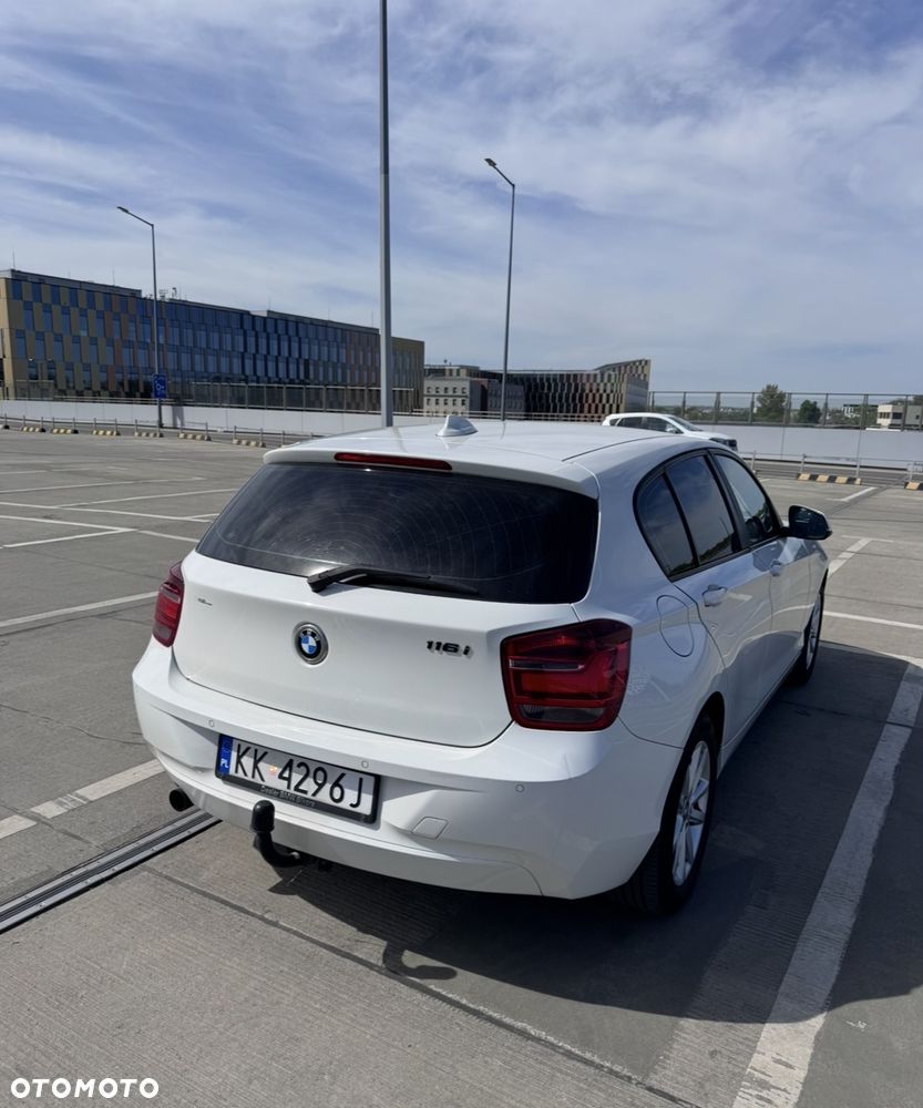 BMW Seria 1 116i - 5