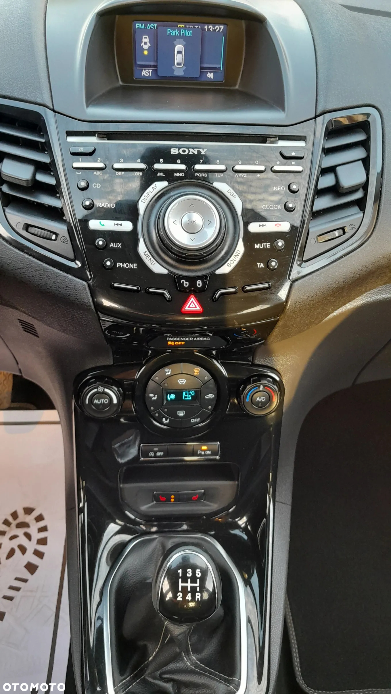 Ford Fiesta - 8