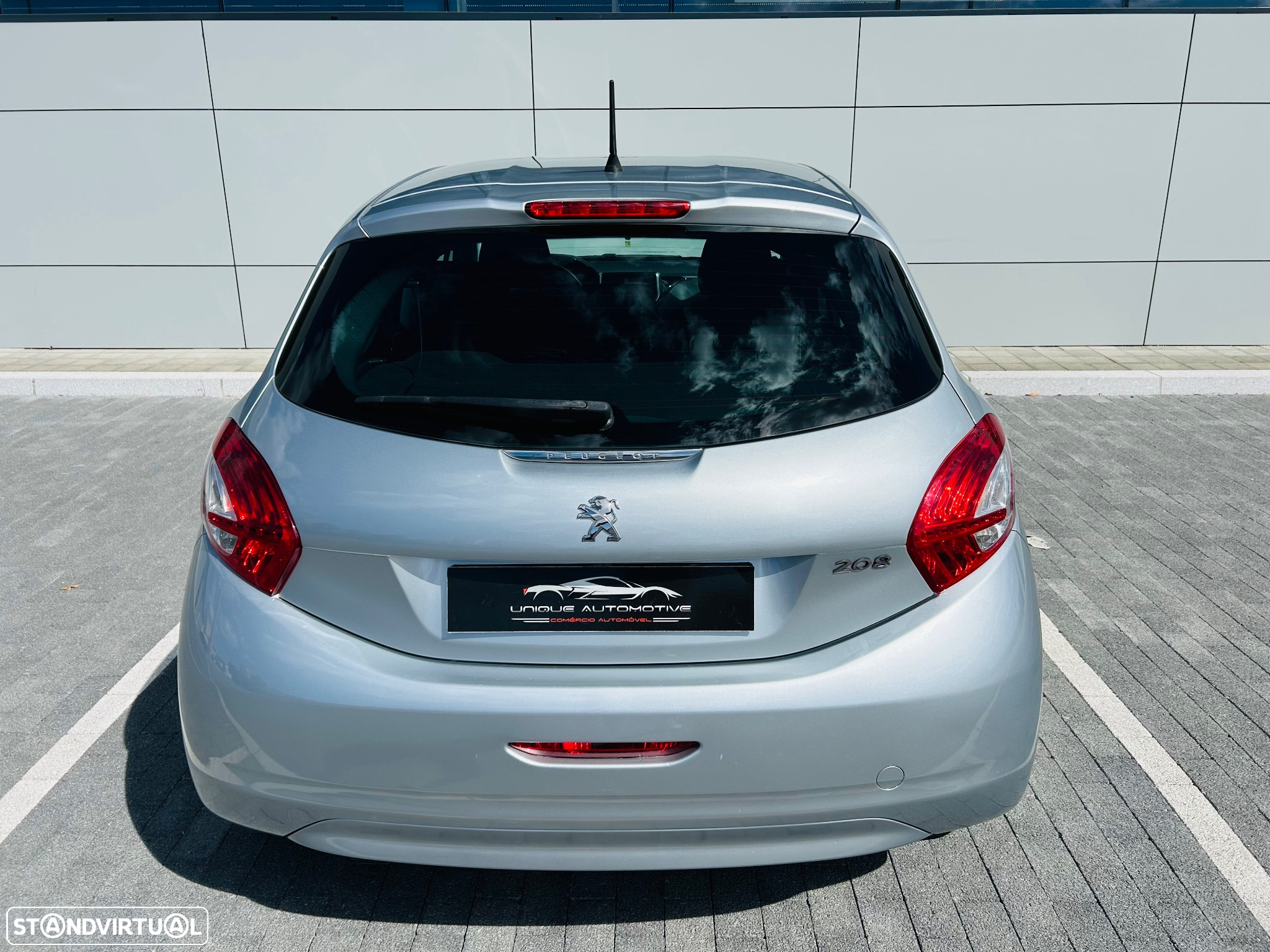 Peugeot 208 1.4 HDi Active - 16