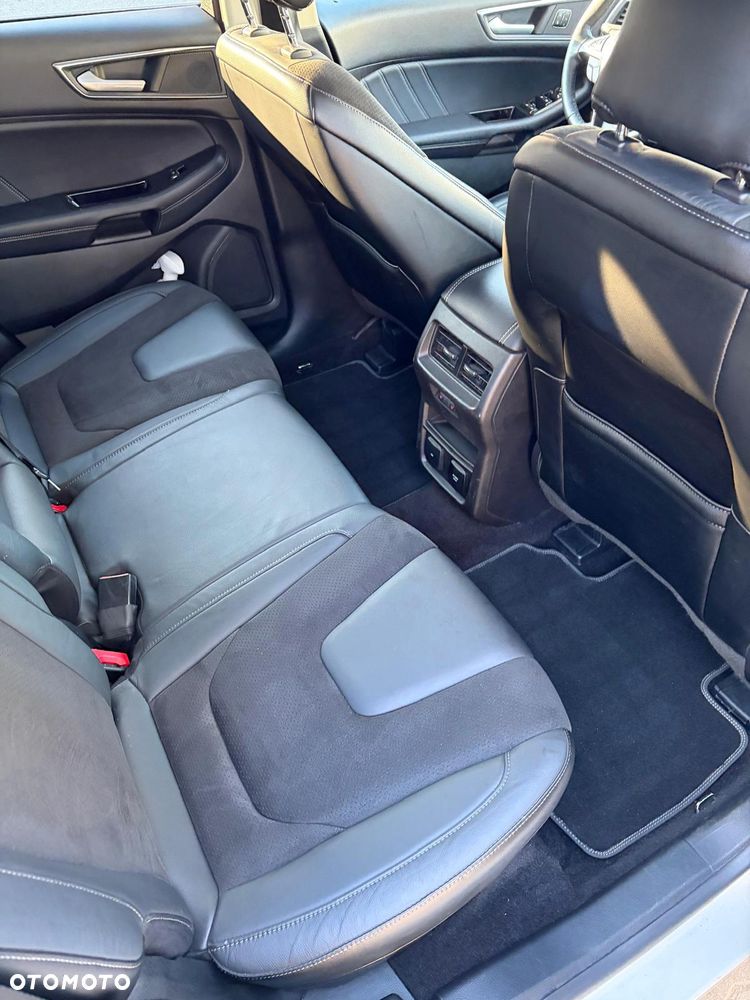 Ford Edge - 12