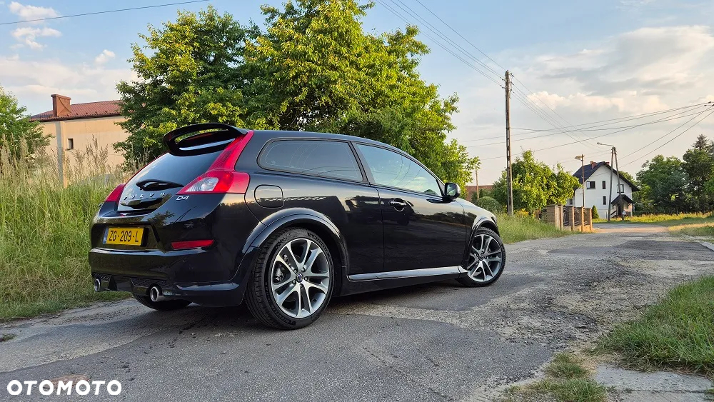 Volvo C30 D4 R-Design - 20
