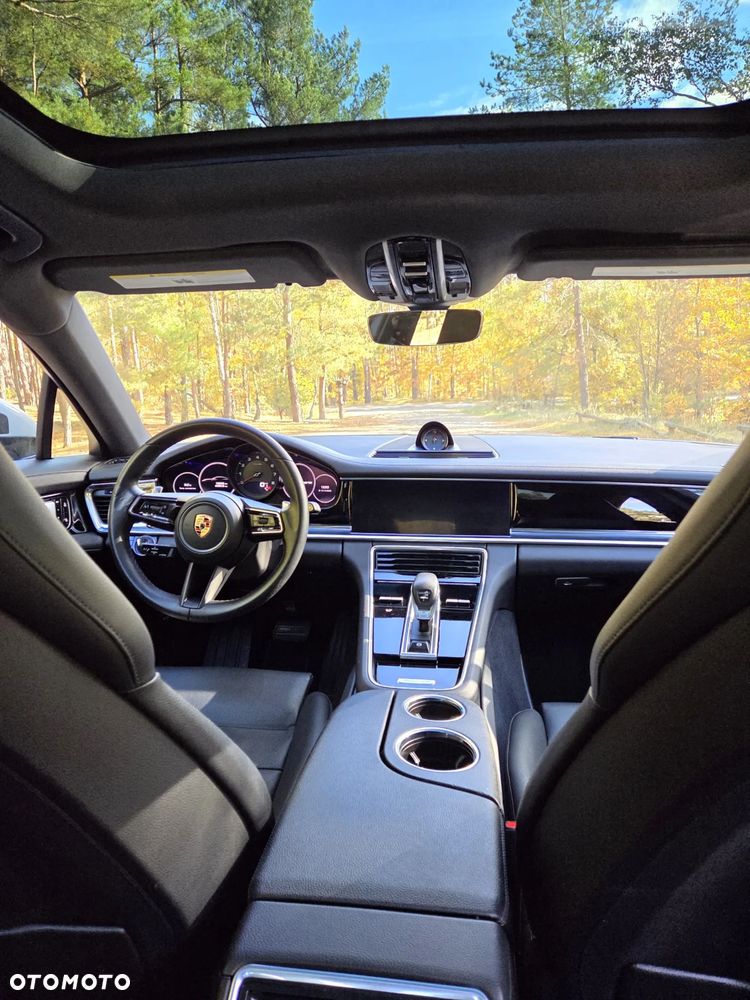 Porsche Panamera Standard - 13