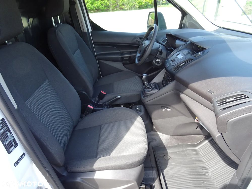 Ford TRANSIT CONNECT - 19