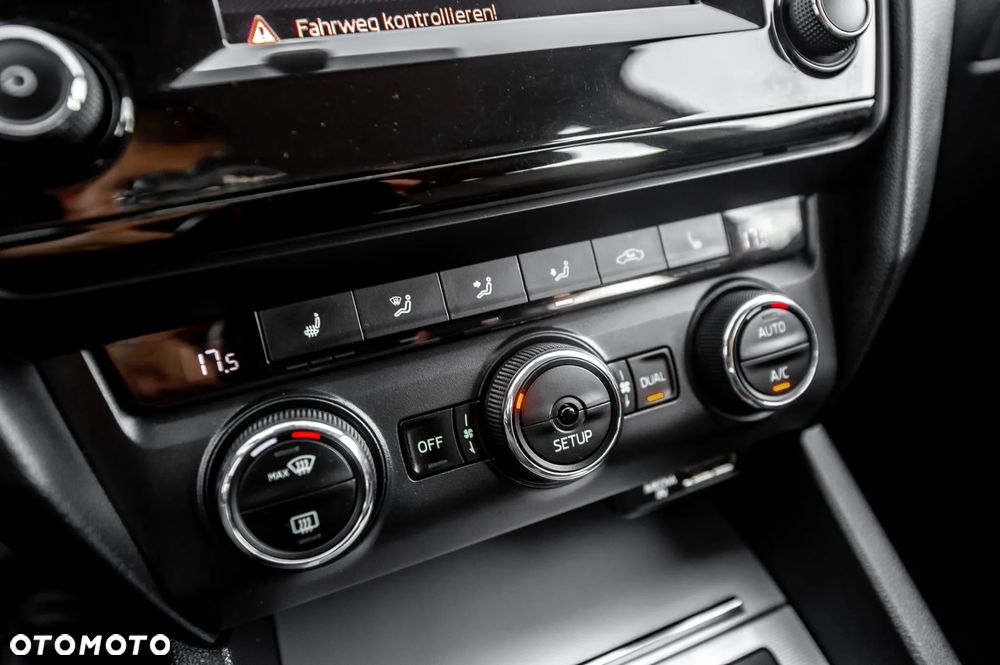 Skoda Octavia 2.0 TDI 4x4 Elegance DSG - 29