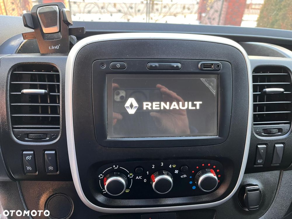 Renault Trafic - 13