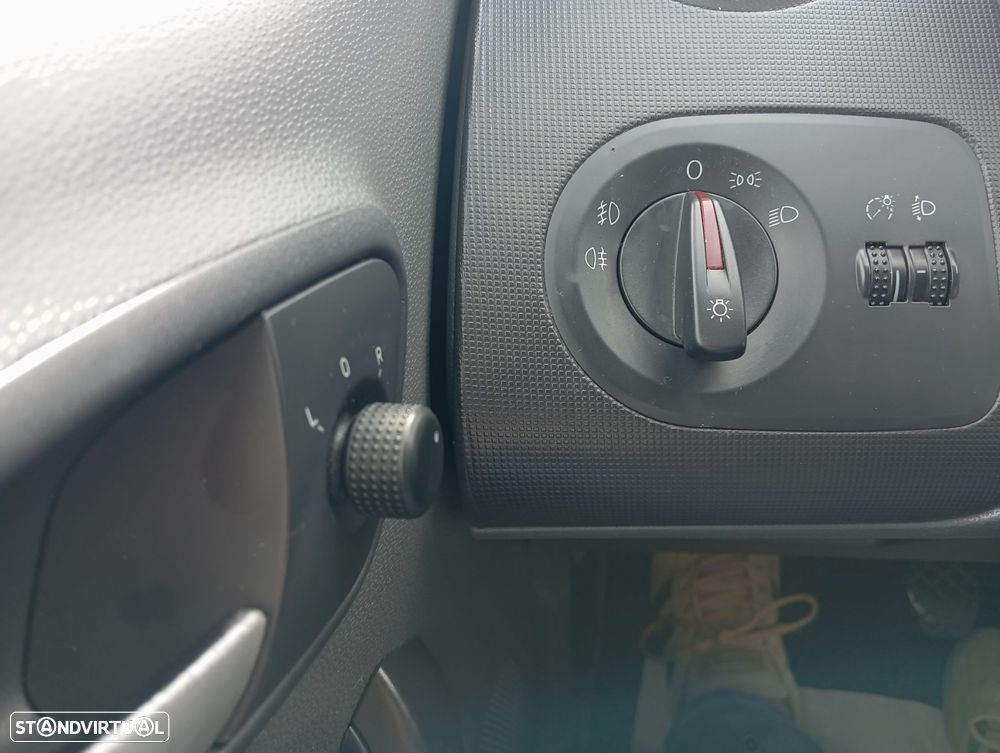 SEAT Ibiza 1.2 12V Reference - 11