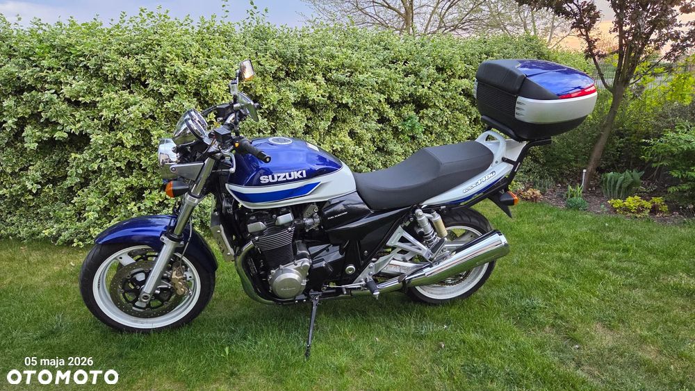 Suzuki GSX - 4