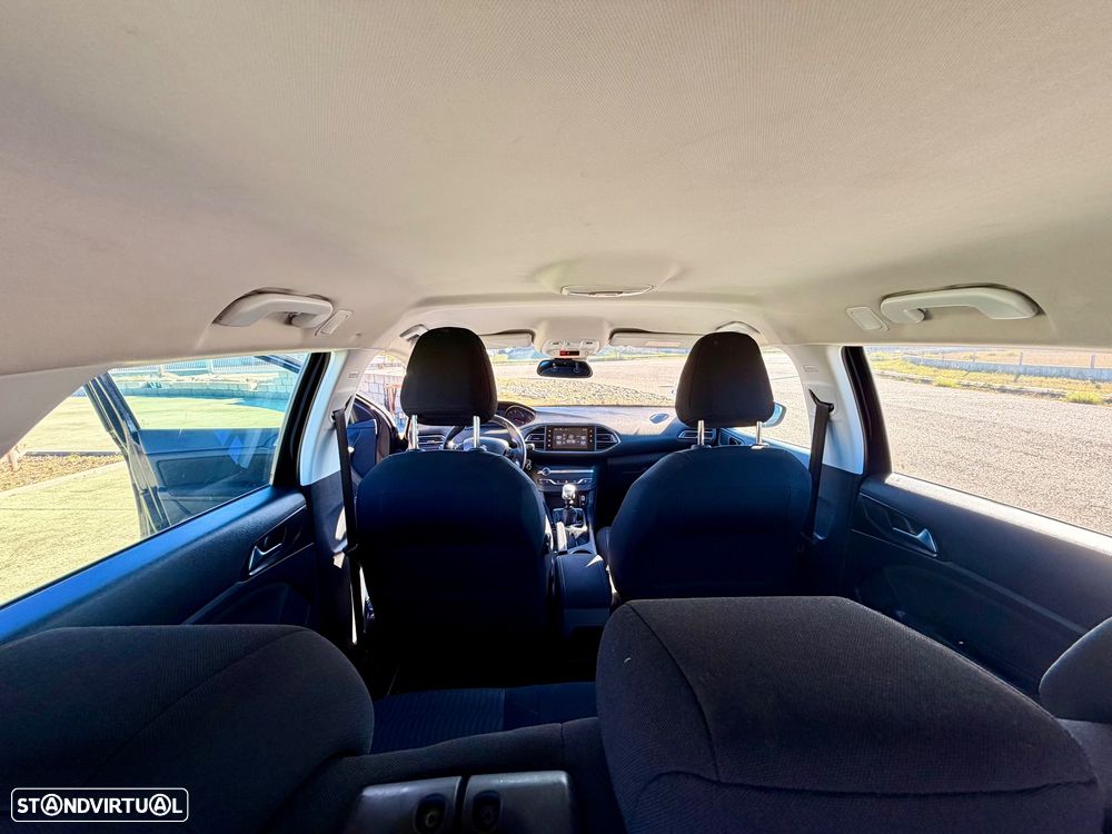 Peugeot 308 SW BlueHDi 120 Stop & Start Style - 13