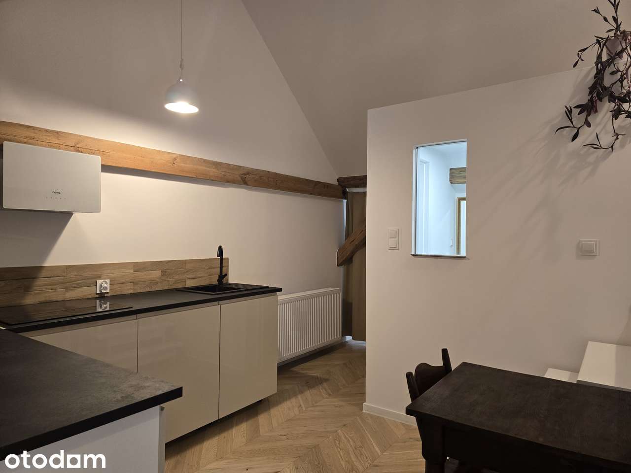 Do wynajęcia  25m2 kawalerka z antresolą