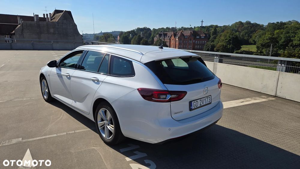 Opel Insignia 1.6 CDTI Innovation S&S - 11