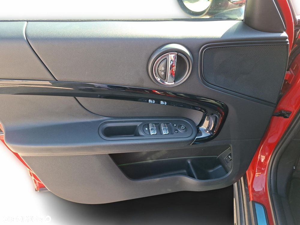 MINI Countryman Cooper Classic Trim - 15