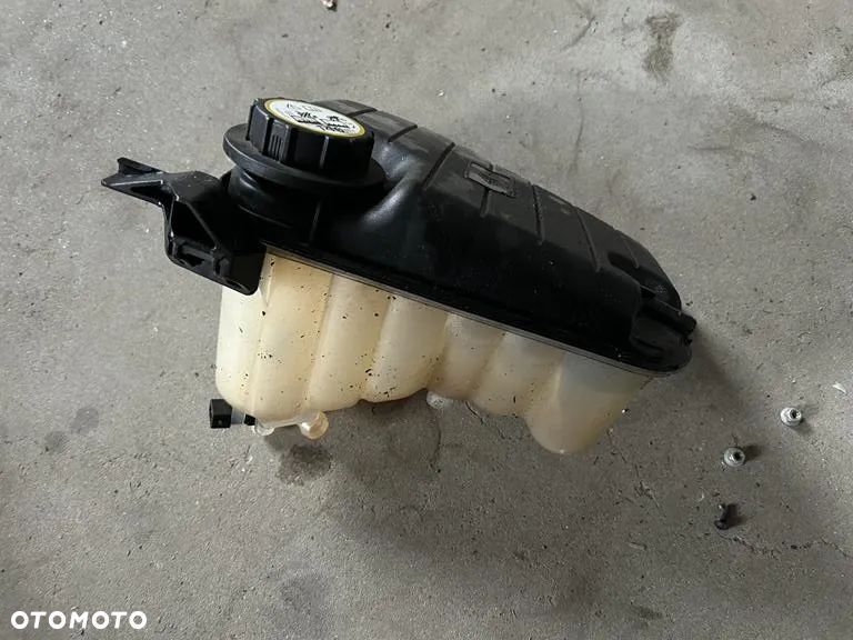 Zbiornik wyrównawczy płynu chłodniczego JAGUAR XF I X250 - 2