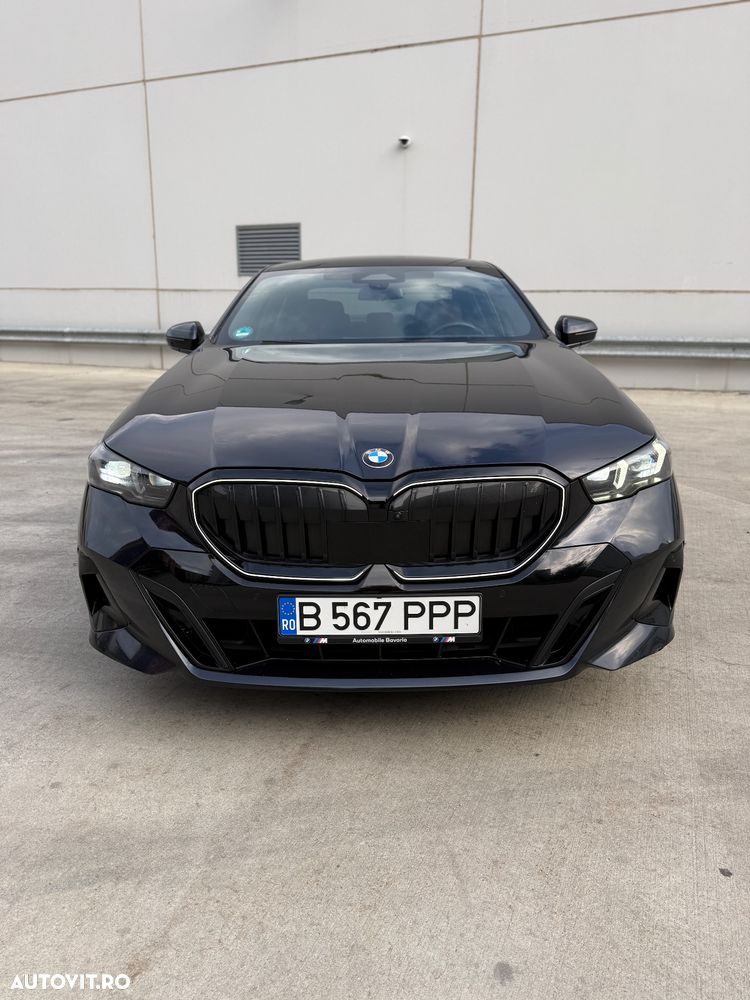 BMW Seria 5 520d xDrive Aut. - 37