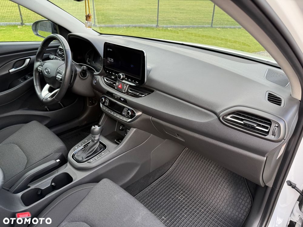 Hyundai i30 1.5 T-GDI 48V-Hybrid DCT EDITION 30+ - 35