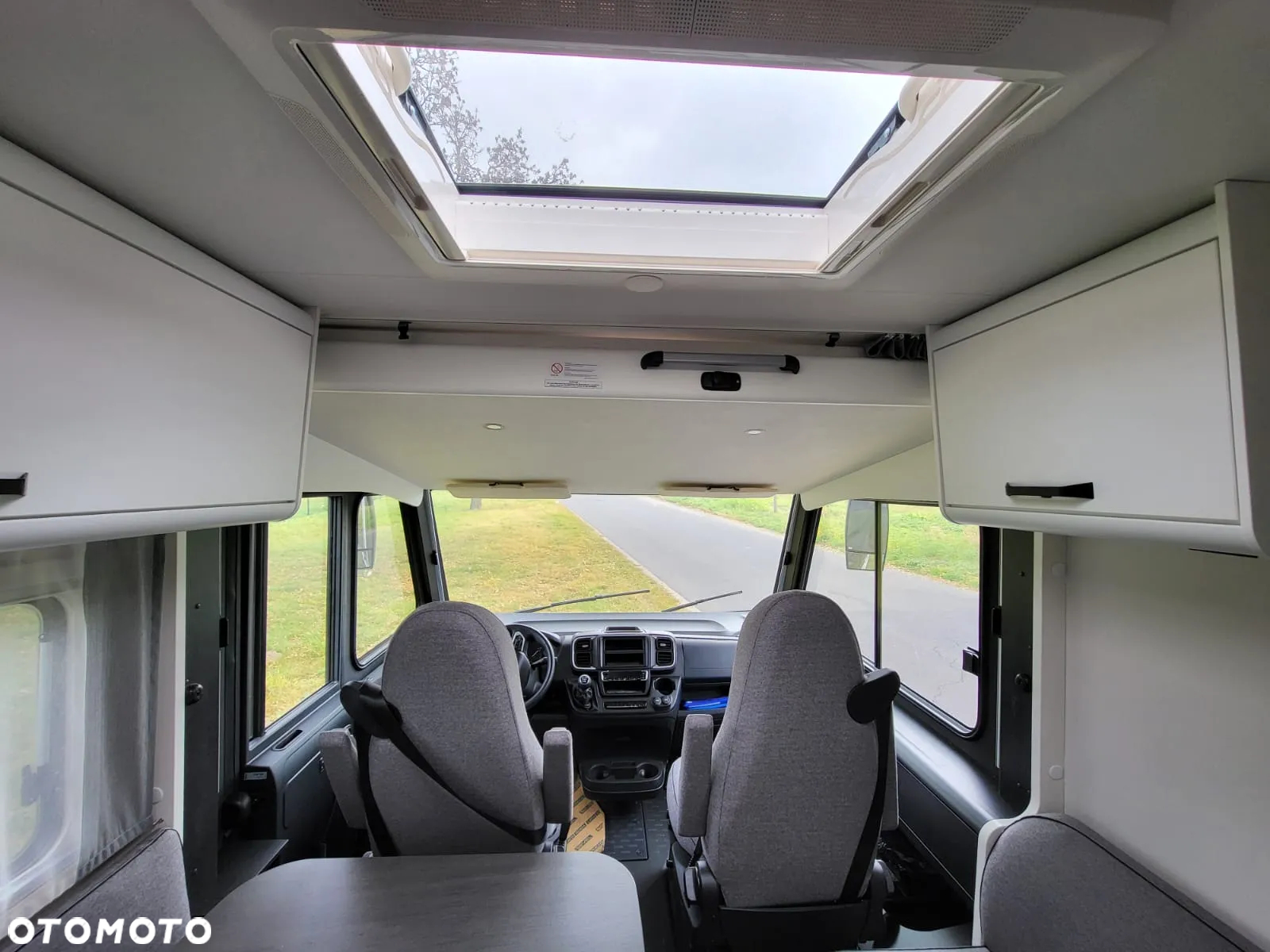 Sunlight I68, Dostępny od ręki - 8