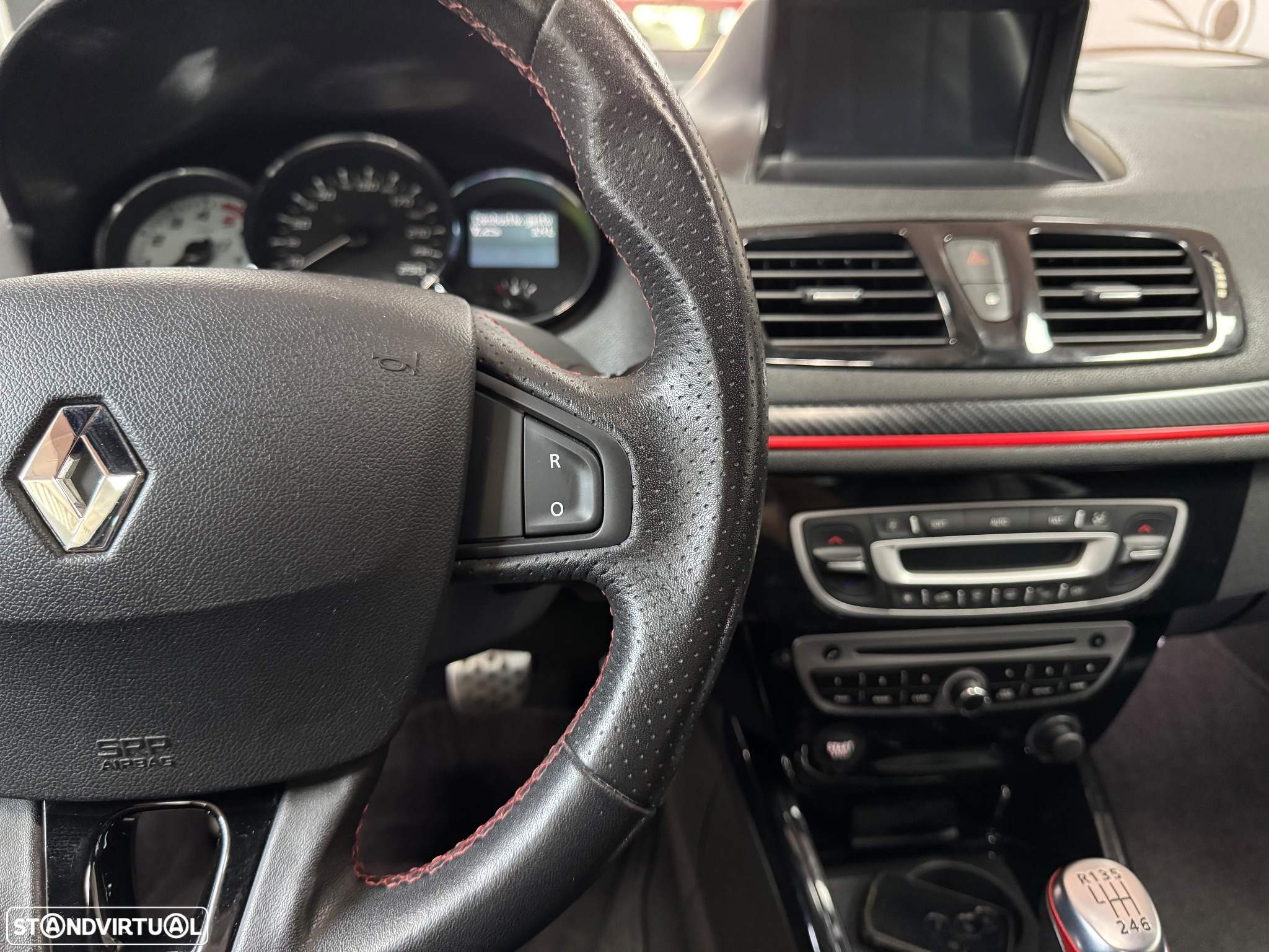 Renault Mégane Coupe 1.5 dCi GT Line - 24
