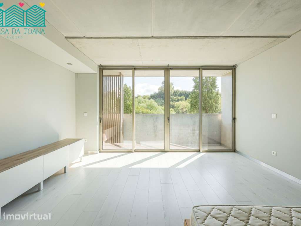Apartamento T0 com lugar de garagem em Aveiro - Grande imagem: 3/13