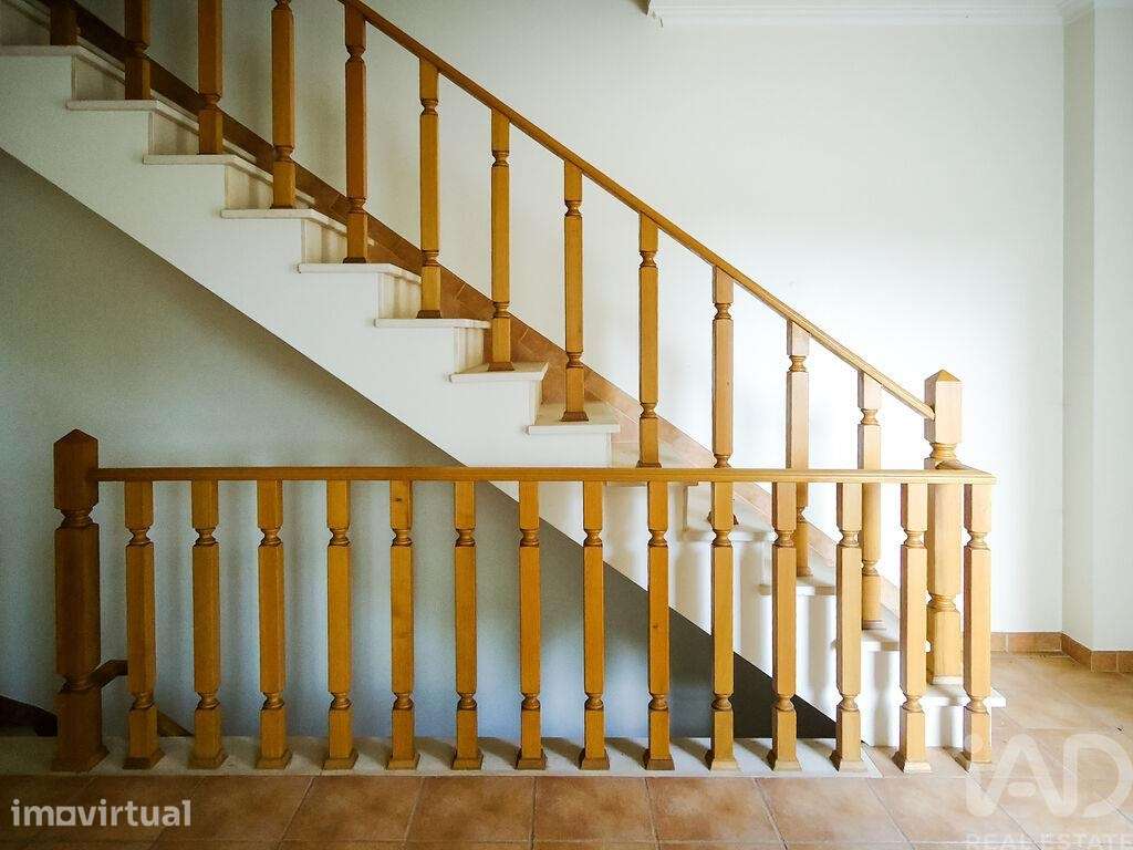 Casa / Villa T3 em Poceirão e Marateca de 280,00 m2 - Grande imagem: 2/19