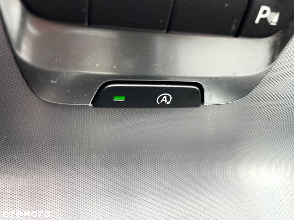 Volvo V40 D2 Inscription - 30