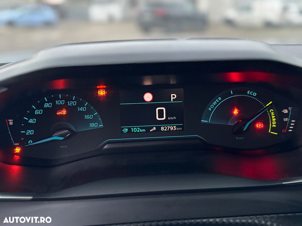 Peugeot 2008 e-2008 Allure - 6