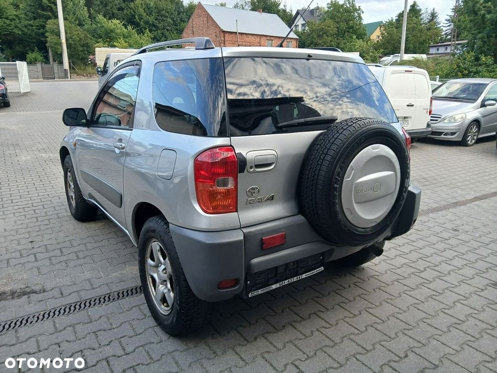 Toyota RAV4 4x2 Edition - 4