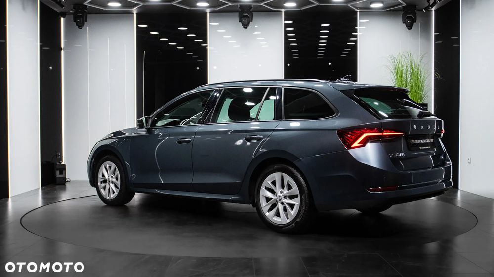 Skoda Octavia 2.0 TDI SCR Ambition DSG - 3