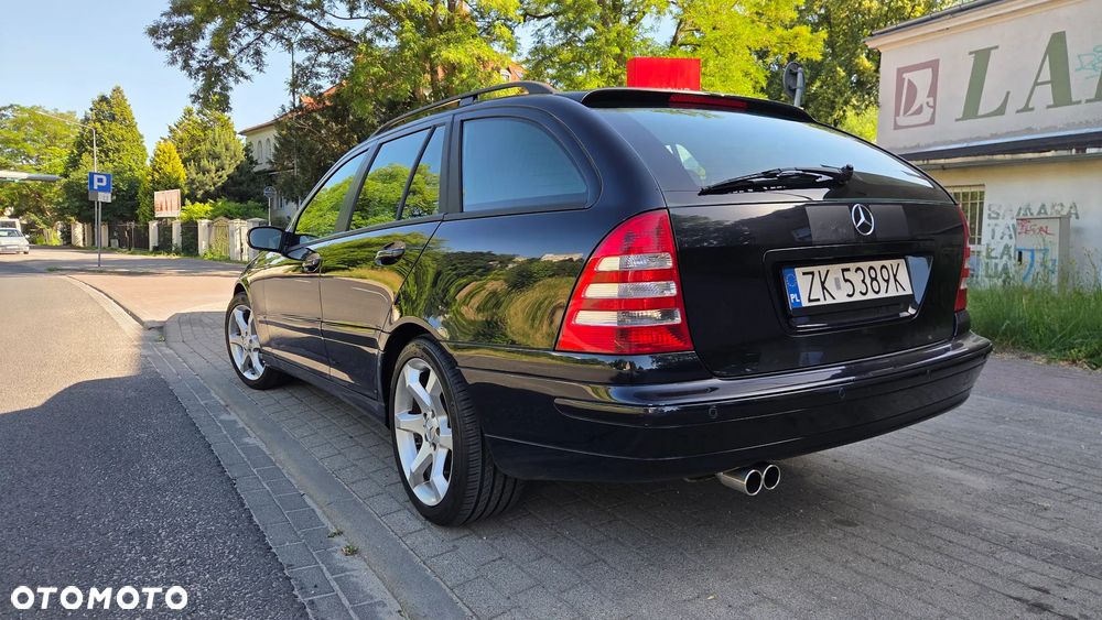 Mercedes-Benz Klasa C 180 Kompressor Avantgarde Sport Edition - 8