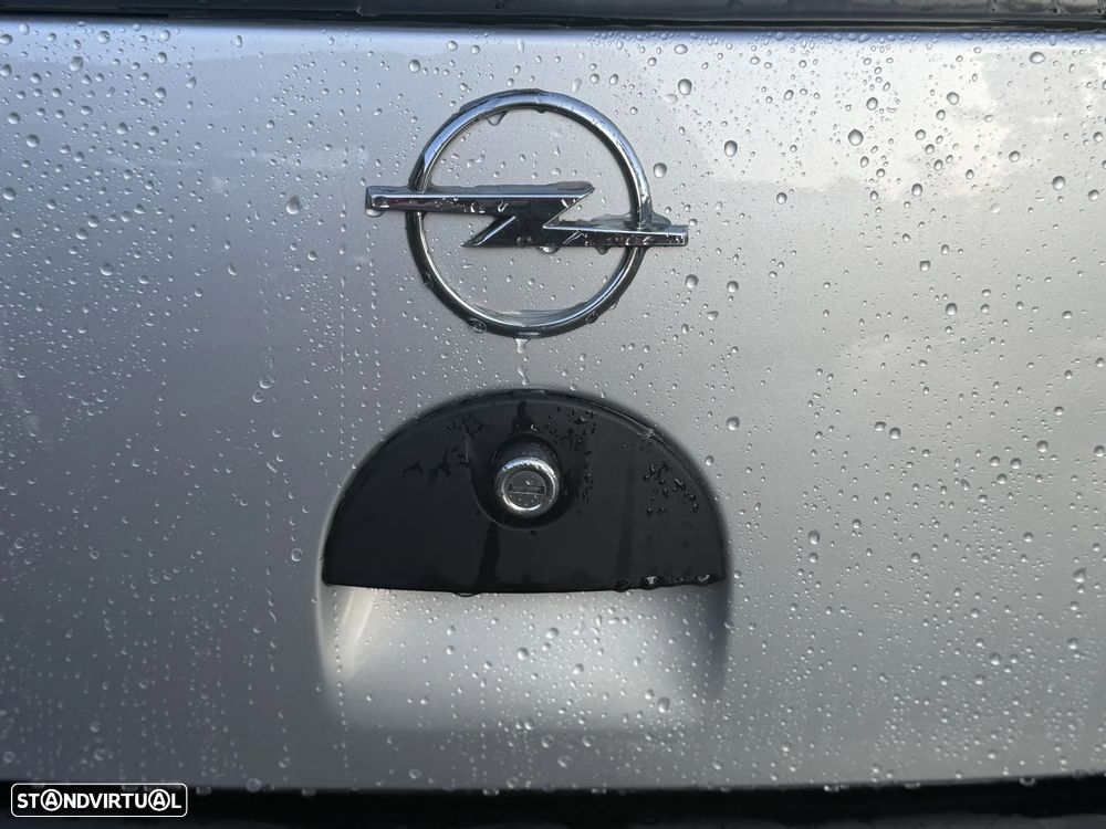 Opel Corsa 1.2 16V Confort - 16