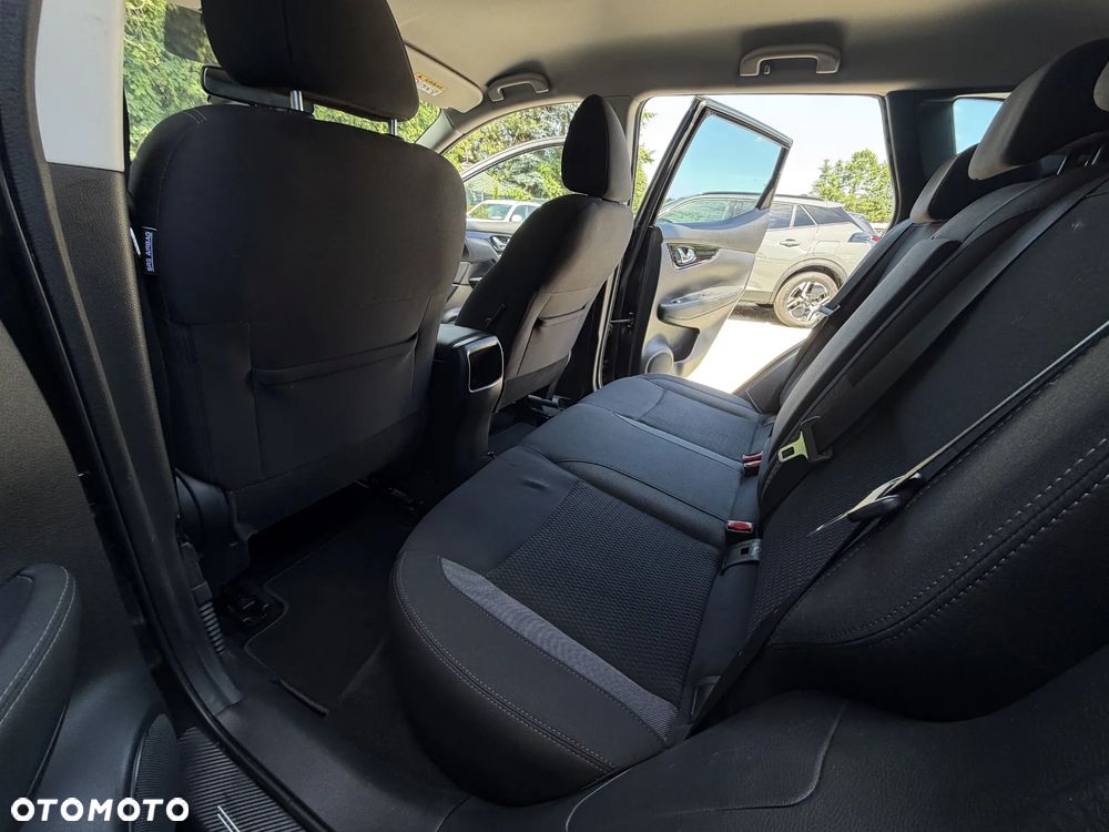 Nissan Qashqai 1.5 dCi N-WAY - 22