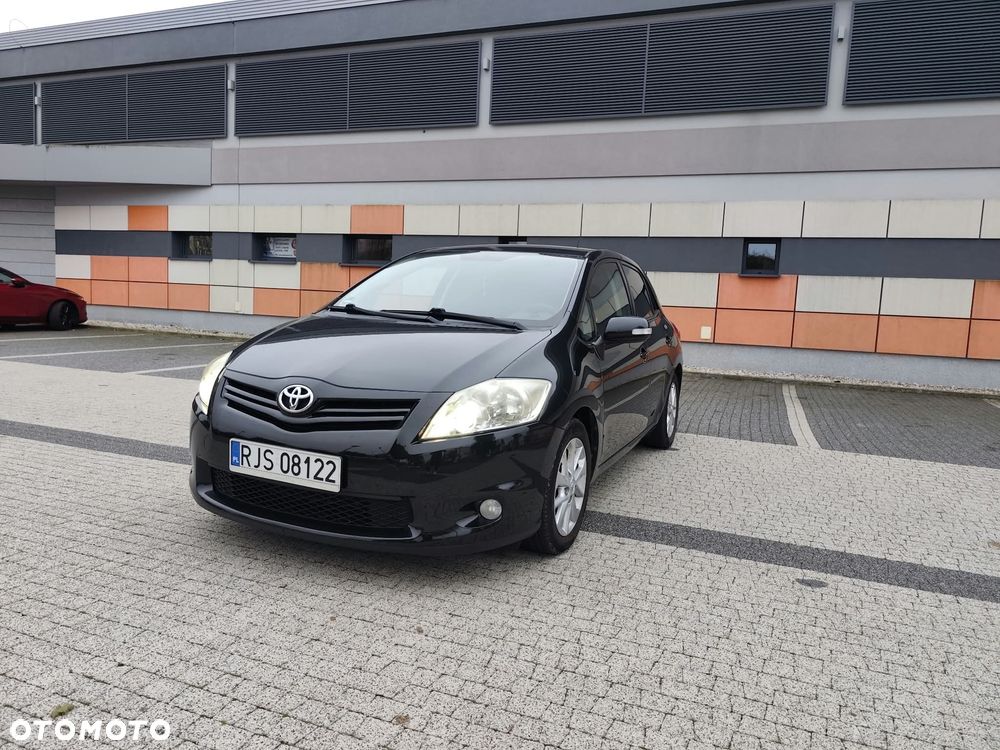 Toyota Auris - 2