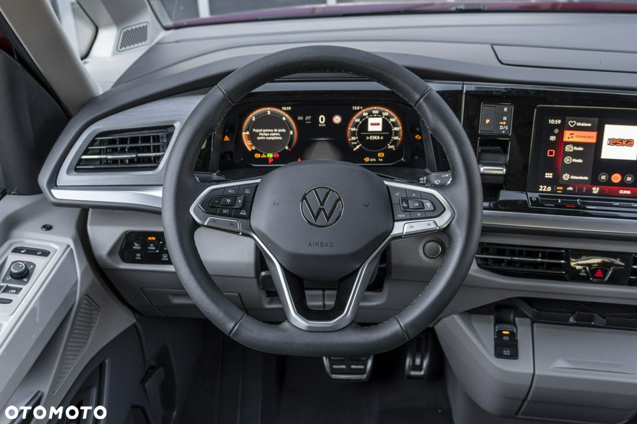 Volkswagen Multivan - 20