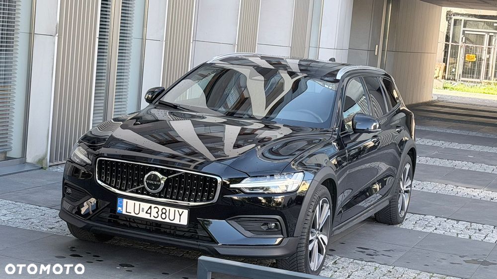 Volvo V60 Cross Country B5 B AWD Plus - 7