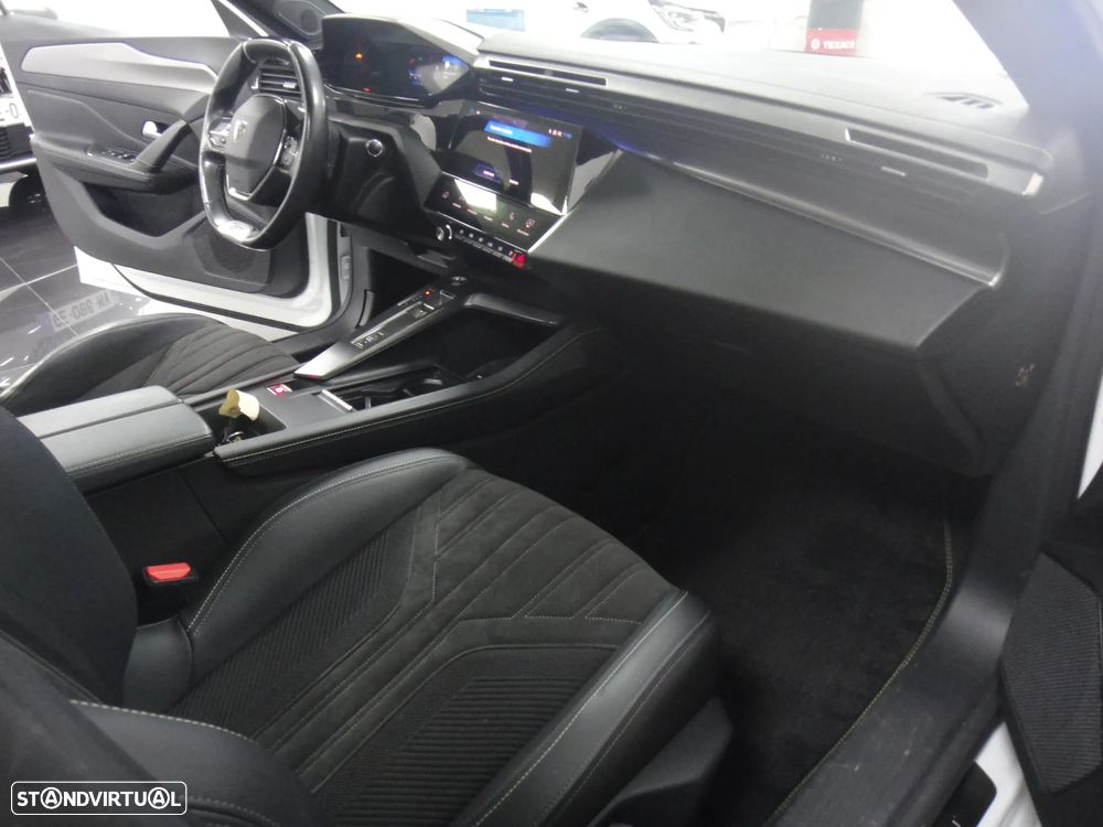 Peugeot 308 180 e-EAT8 GT - 22