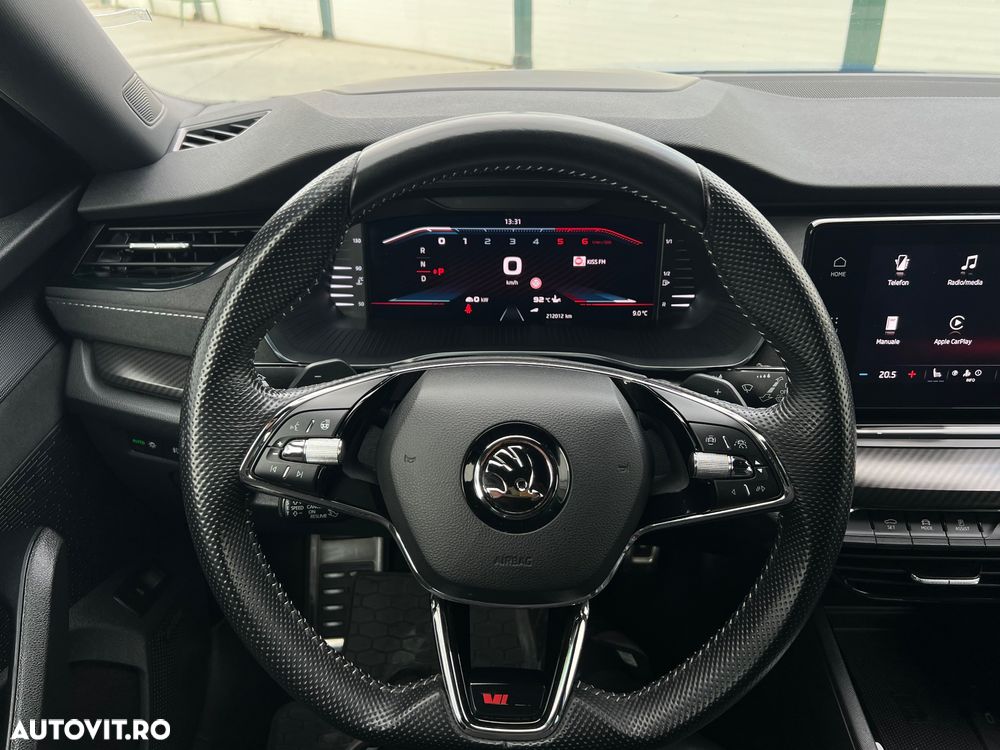 Skoda Octavia 2.0 TDI DSG RS Plus - 26