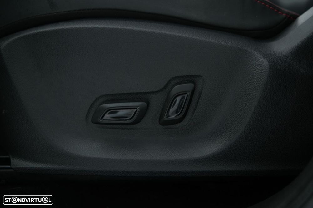 MG ZS Standard Luxury - 47