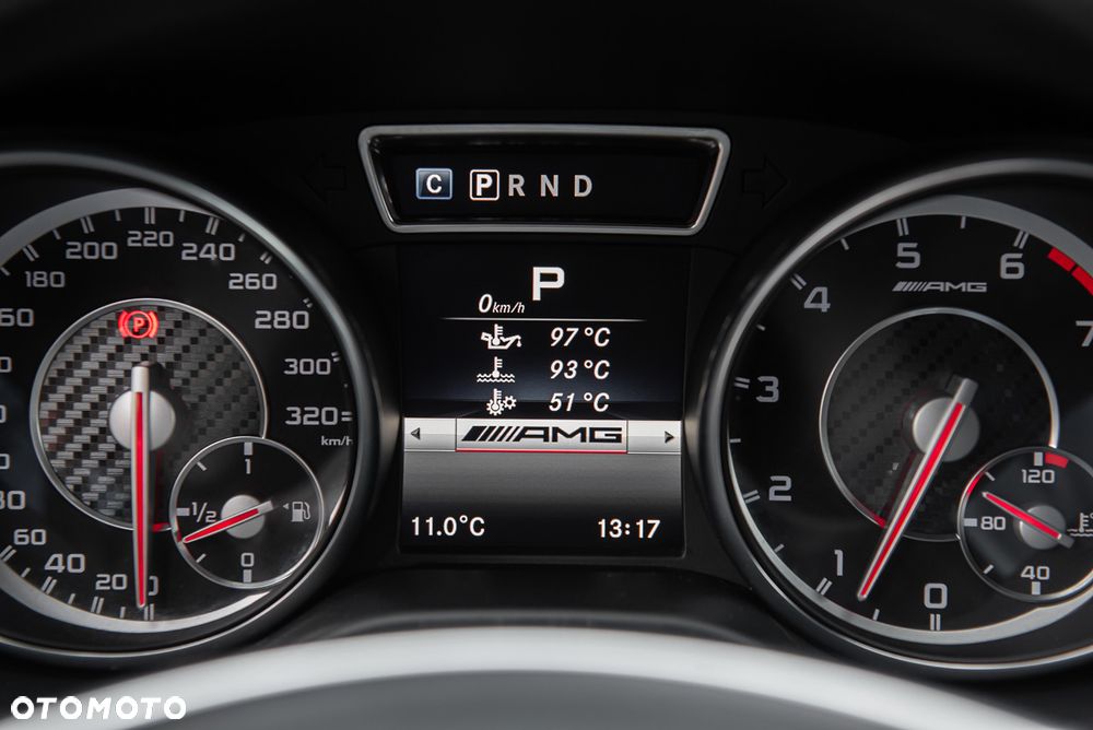 Mercedes-Benz CLA AMG 45 4-Matic - 28