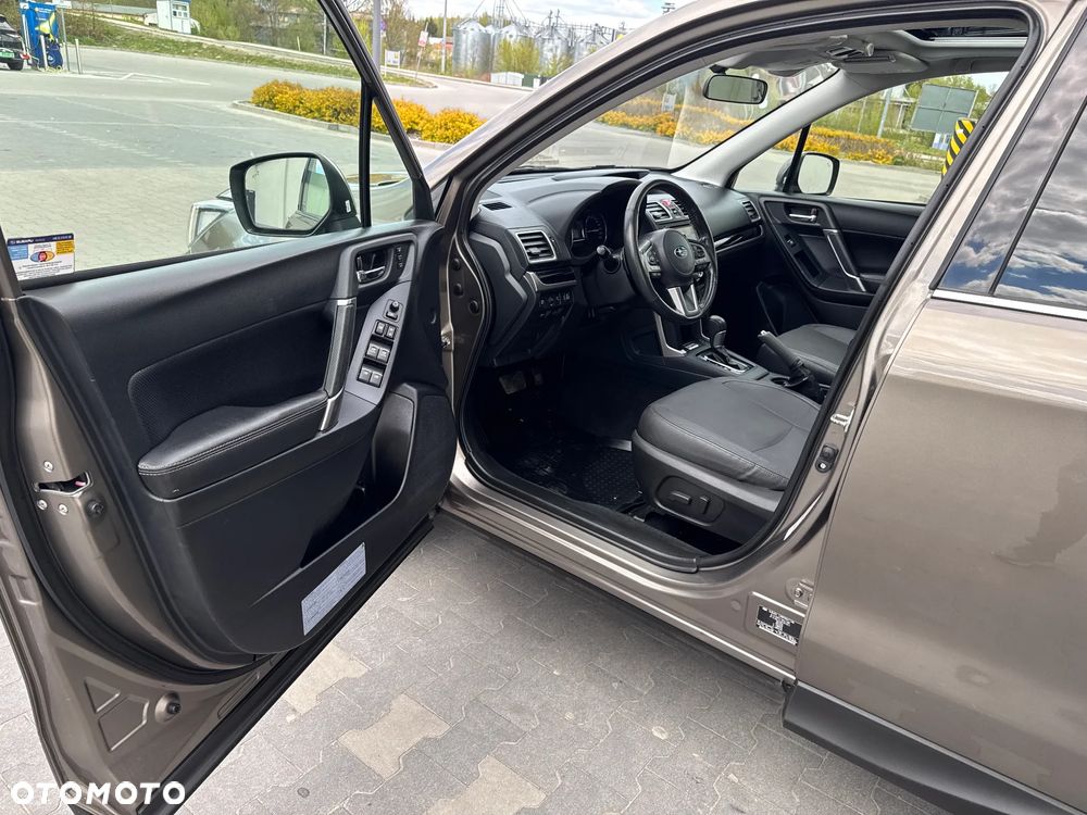 Subaru Forester 2.0 i Platinum (EyeSight) Lineartronic - 20