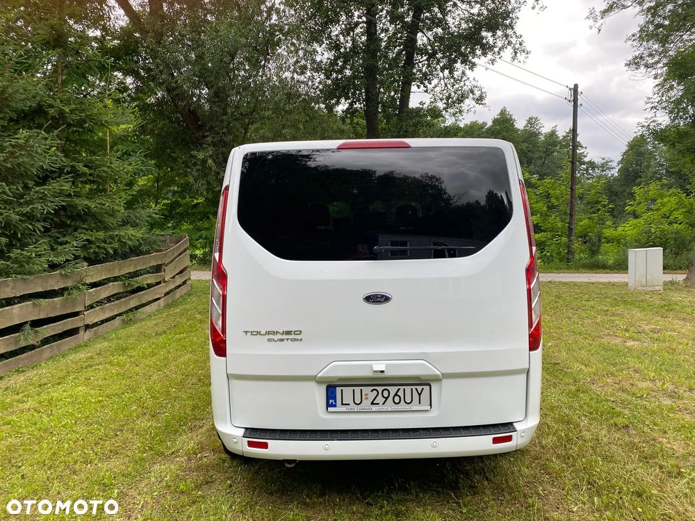 Ford Tourneo Custom - 5