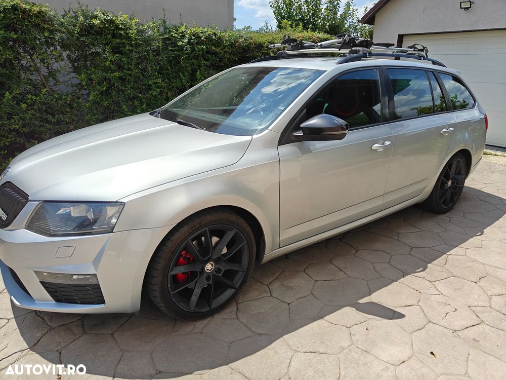 Skoda Octavia 2.0 TDI DSG RS - 1
