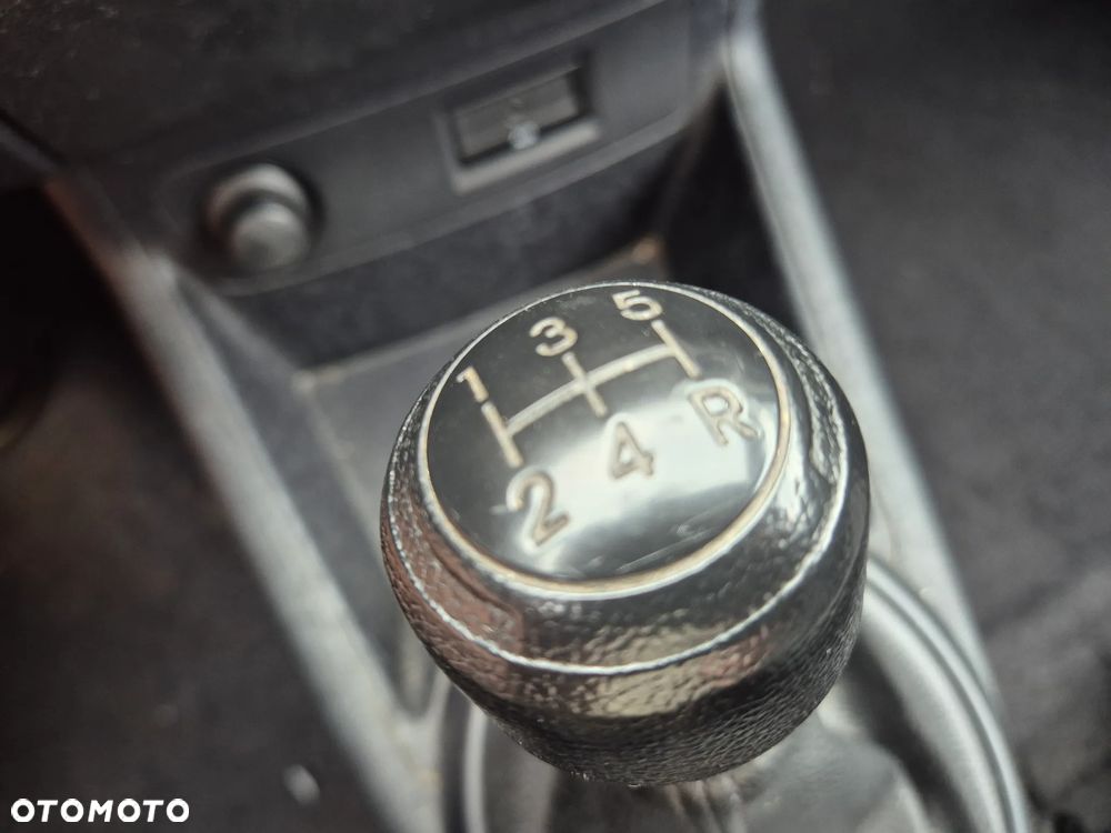 Hyundai i20 - 17