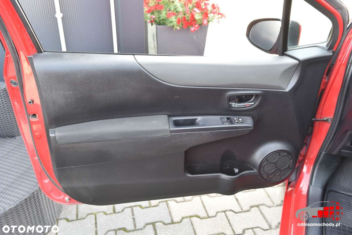 Toyota Yaris - 12