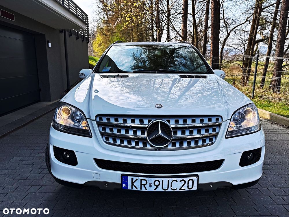 Mercedes-Benz ML 350 4Matic 7G-TRONIC Edition 10 - 13